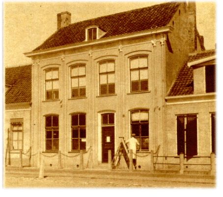 Klik voor de volgende foto