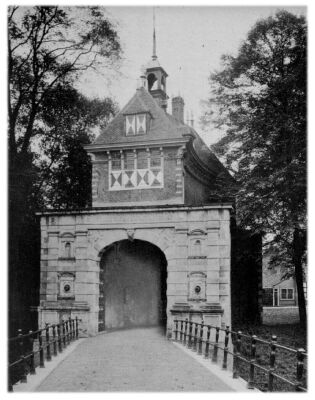 Klik voor de volgende foto