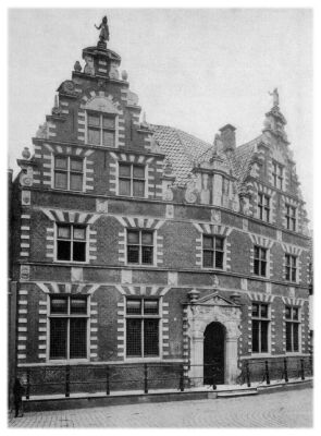 Klik voor de volgende foto