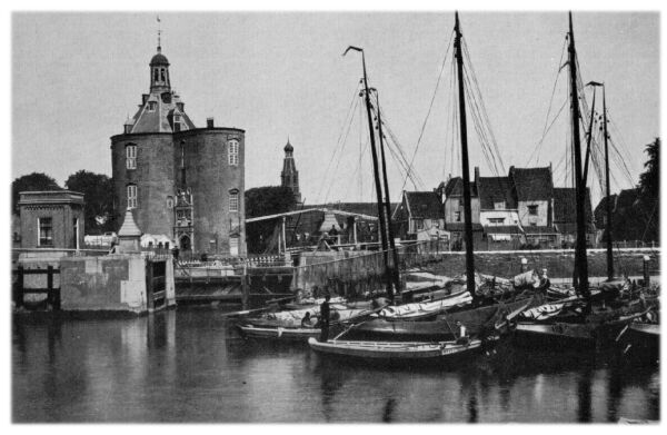 Klik voor de volgende foto