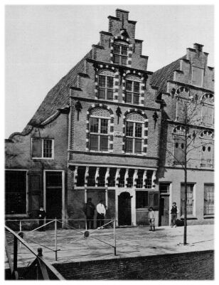 Klik voor de volgende foto