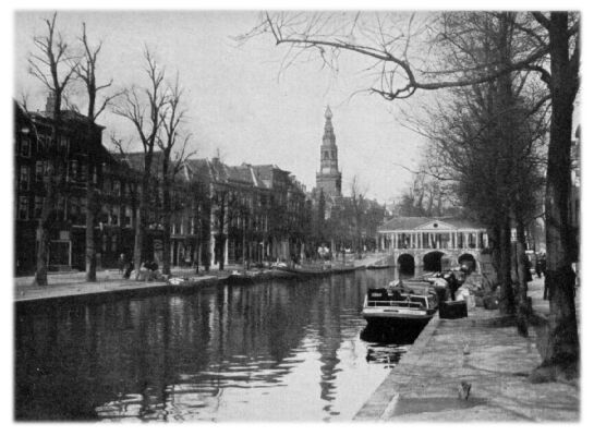 Klik voor de volgende foto
