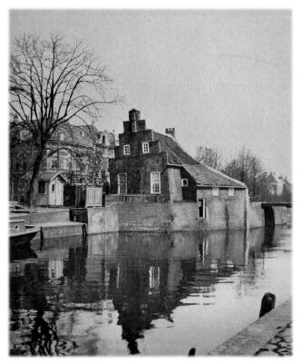 Klik voor de volgende foto