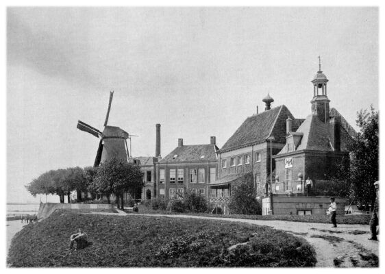 Klik voor de volgende foto