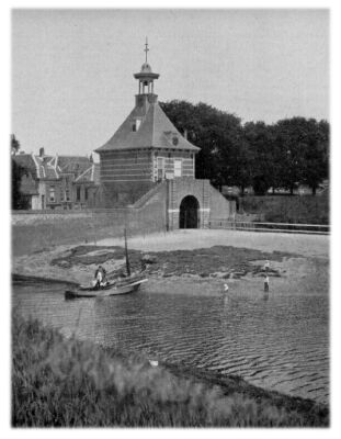 Klik voor de volgende foto