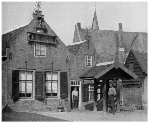 Klik voor de volgende foto