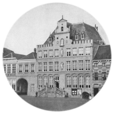 Klik voor de volgende foto