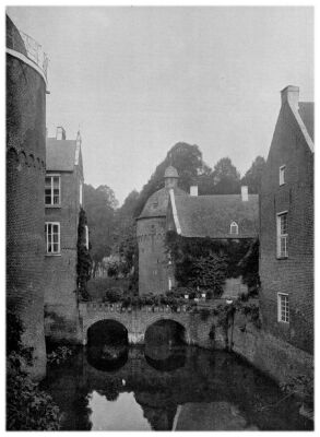 Klik voor de volgende foto