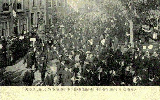 Klik voor de volgende foto