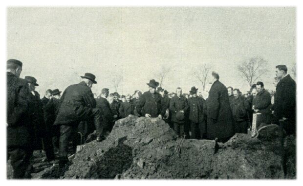Klik voor de volgende foto