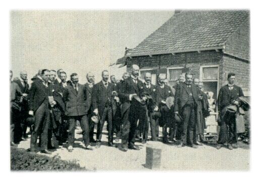Klik voor de volgende foto