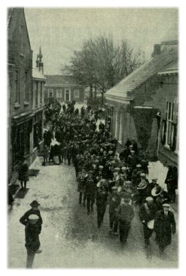 Klik voor de volgende foto