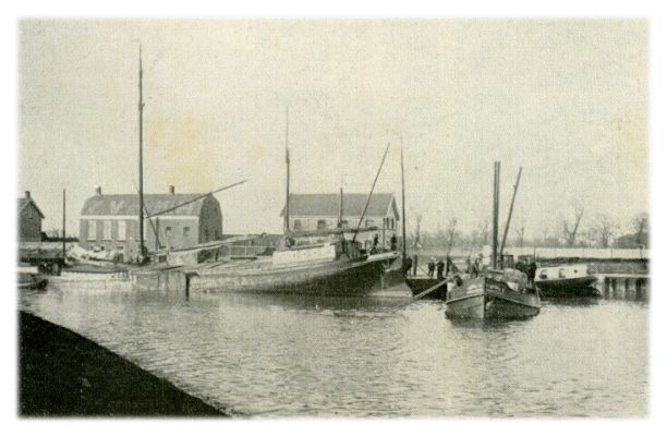 Klik voor de volgende foto