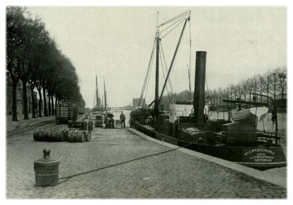 Klik voor de volgende foto