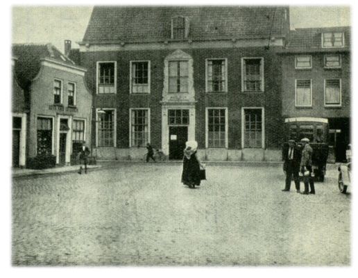 Klik voor de volgende foto
