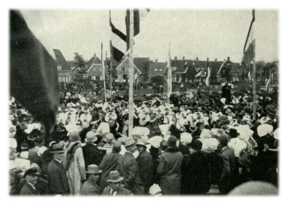 Klik voor de volgende foto
