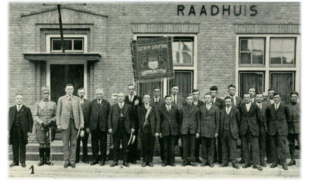 Klik voor de volgende foto