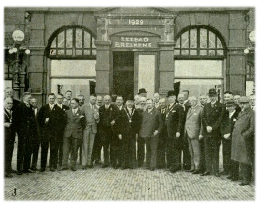 Klik voor de volgende foto