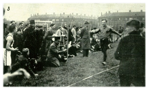Klik voor de volgende foto