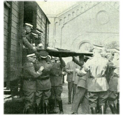 Klik voor de volgende foto