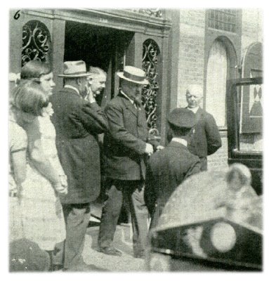 Klik voor de volgende foto