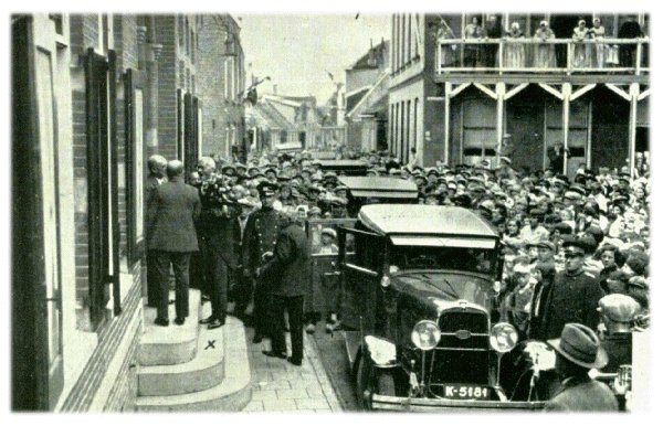 Klik voor de volgende foto