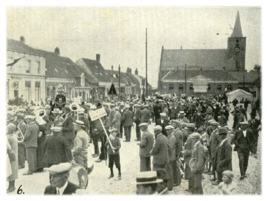 Klik voor de volgende foto