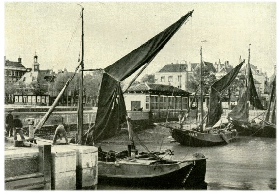 Klik voor de volgende foto