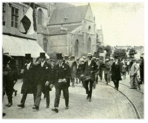 Klik voor de volgende foto