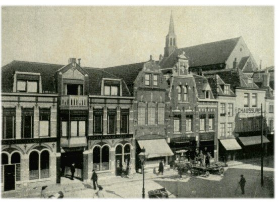 Klik voor de volgende foto