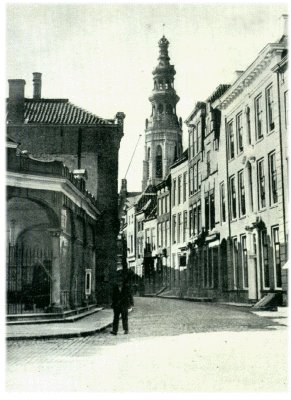 Klik voor de volgende foto