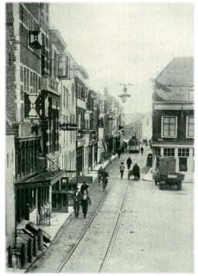 Klik voor de volgende foto