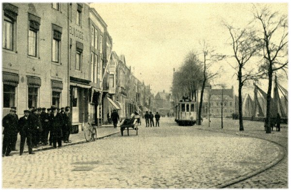 Klik voor de volgende foto