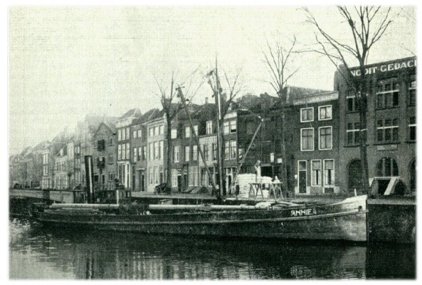 Klik voor de volgende foto