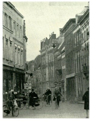 Klik voor de volgende foto