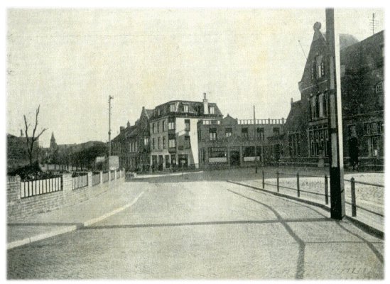 Klik voor de volgende foto