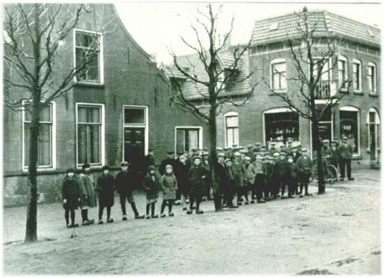 Klik voor de volgende foto