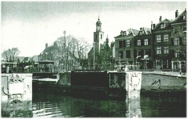 Klik voor de volgende foto