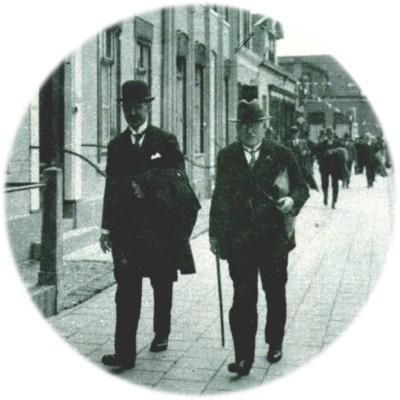 Klik voor de volgende foto