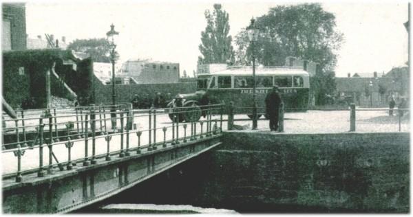 Klik voor de volgende foto