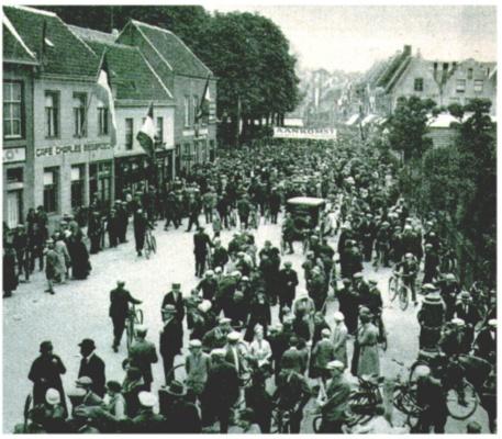 Klik voor de volgende foto