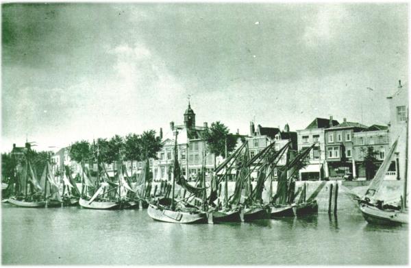 Klik voor de volgende foto