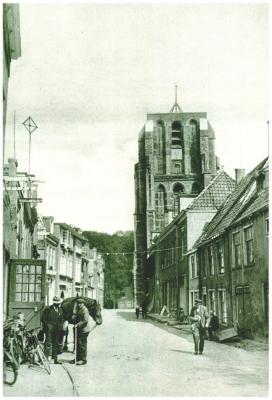 Klik voor de volgende foto