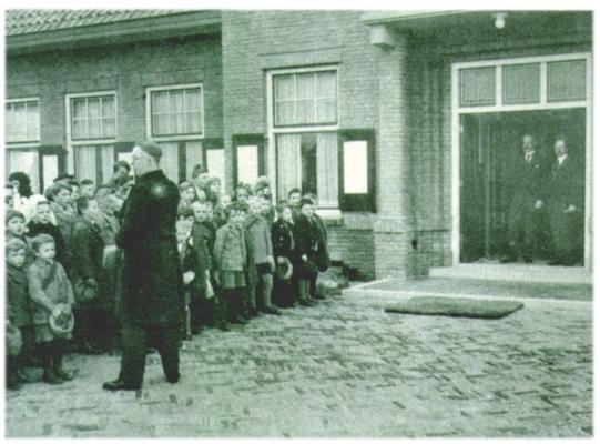 Klik voor de volgende foto