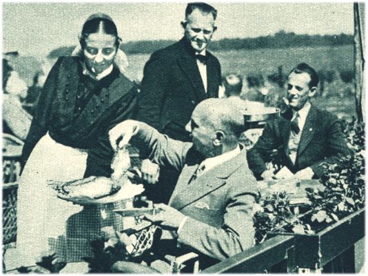 Klik voor de volgende foto