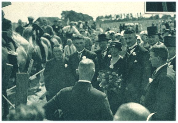 Klik voor de volgende foto