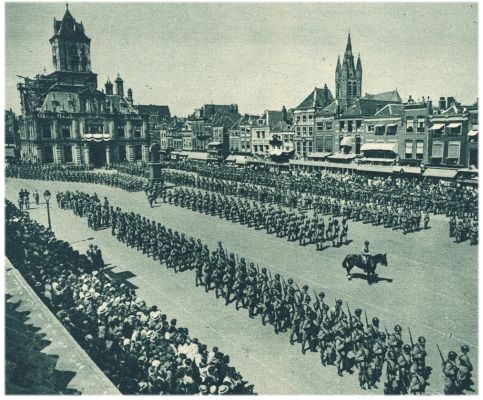 Klik voor de volgende foto