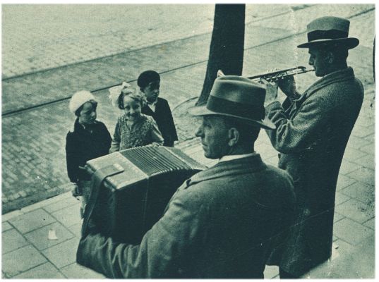 Klik voor de volgende foto