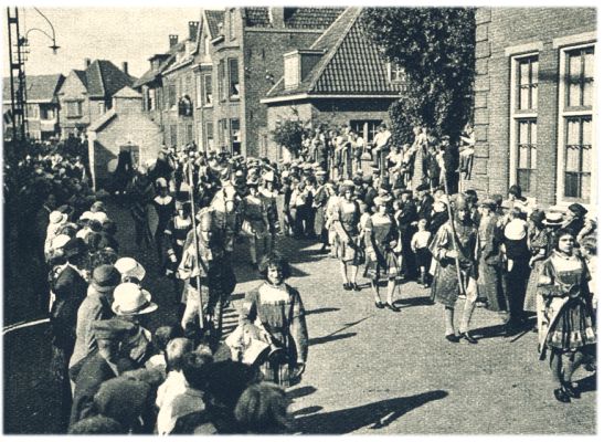 Klik voor de volgende foto