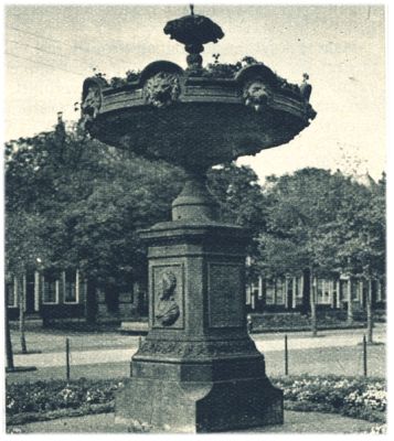 Klik voor de volgende foto